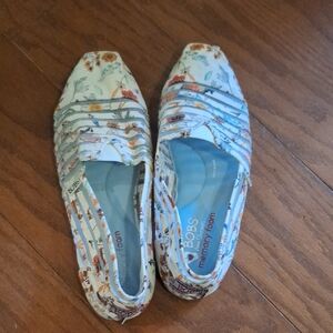 Skechers BOBS White Floral Slip-Ons